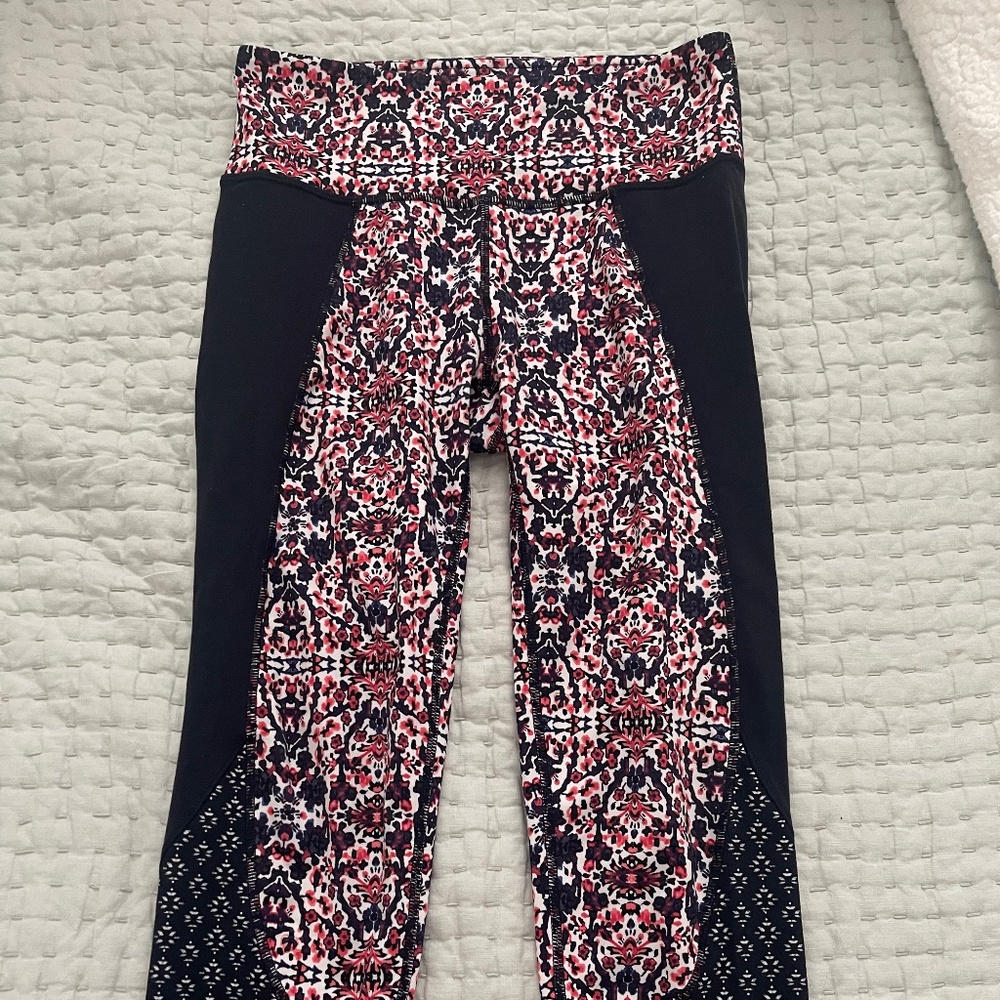 Athleta Crop Leggings